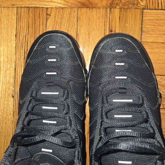 Nike Air Max Plus Boys - Picture 9 of 10